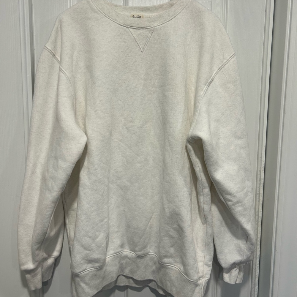 Brandy Melville‎ Heathered Cream Crewneck Sweatshirt Relaxed Fit